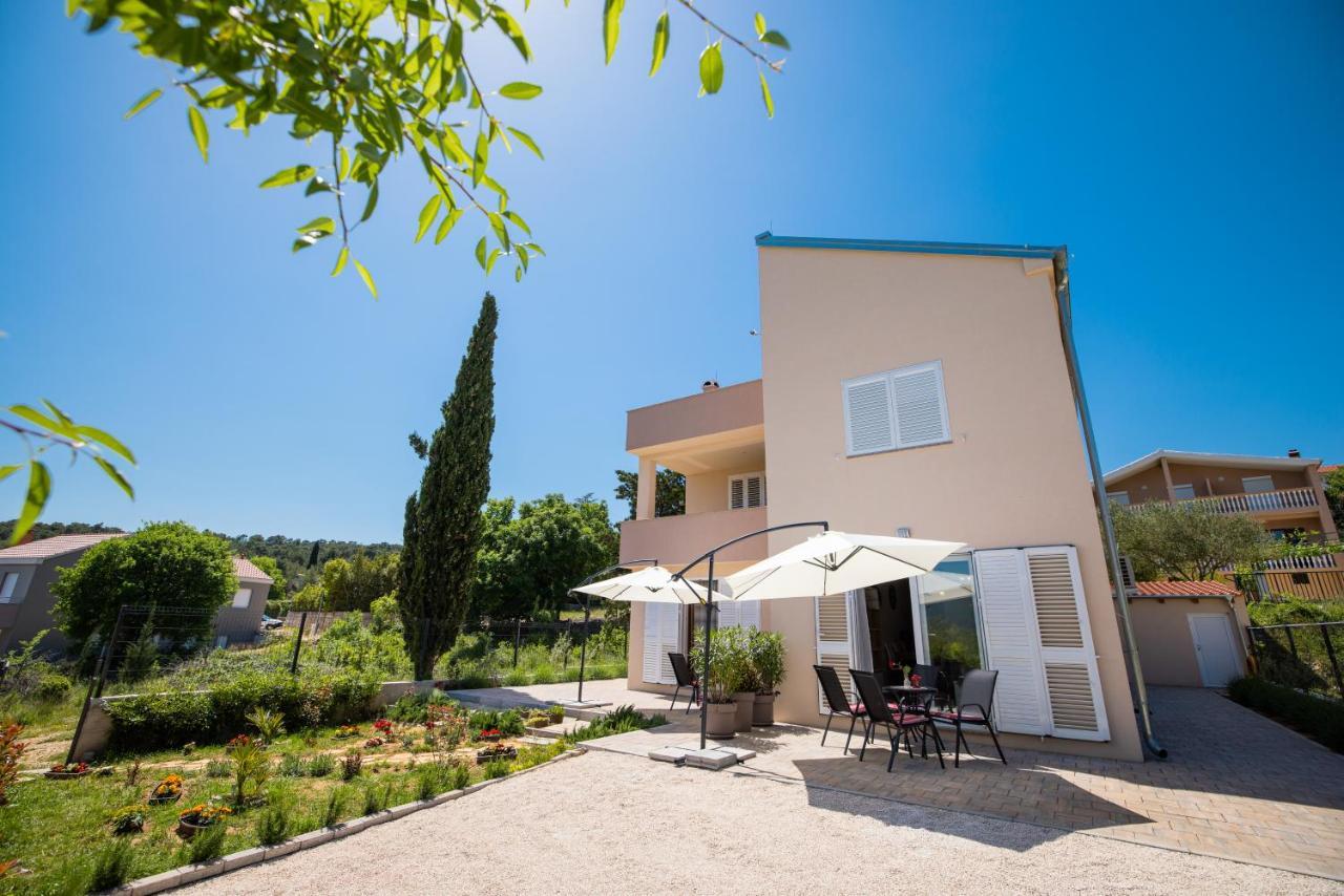 Apartmani Lelu Pridraga Extérieur photo
