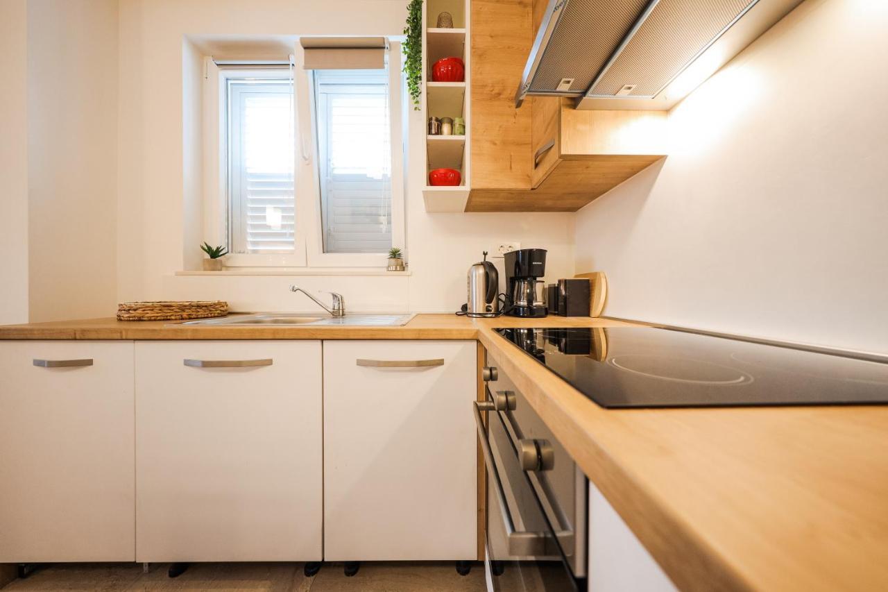Apartmani Lelu Pridraga Extérieur photo